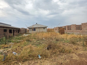 Stands & Residential Land