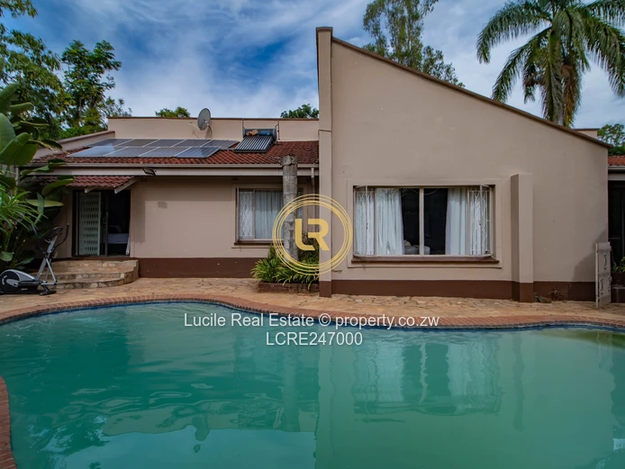 Stylish Townhouse to Let in Kambanji