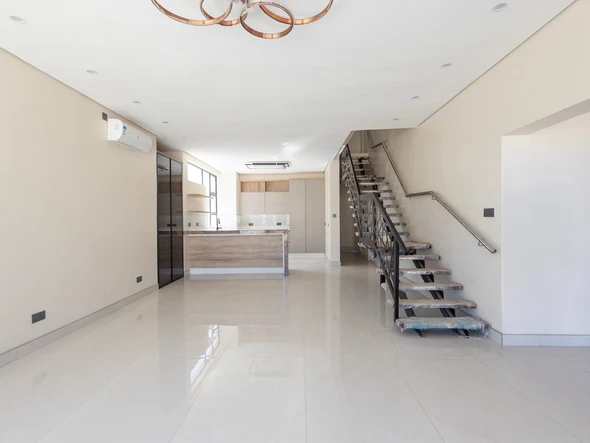 3 Unit Townhouse Complex