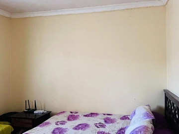 2 Bedroom Flat & Apartment