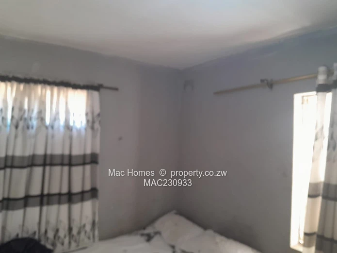4-Bed Family Home New Marlborough — Borehole & Garden