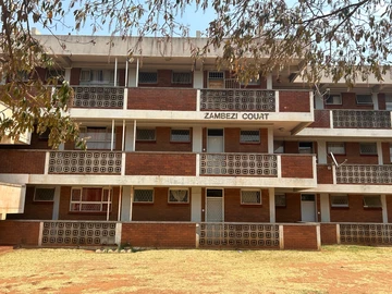 2 Bedroom Flat & Apartment