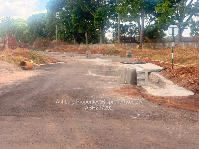 Neat Gated Communities Glen Forest 