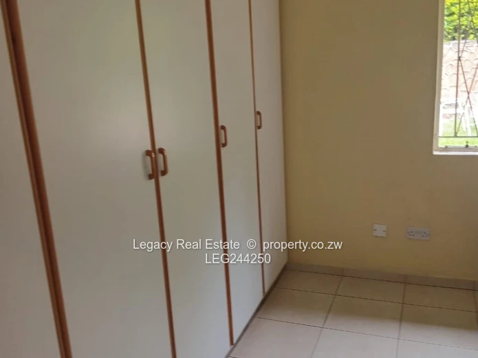 Gated Folyjon Glen Lorne 4-Bed Home with Pool & Garden