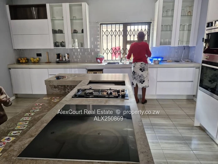 Modern And Spacious Home In Sandton!!!