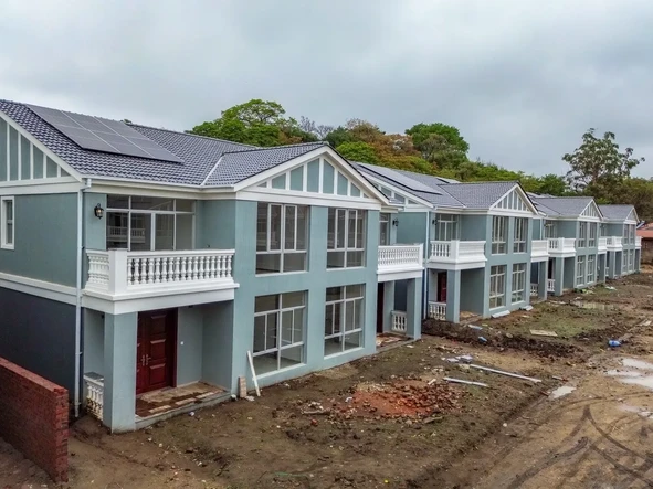 18 Unit Townhouse Complex