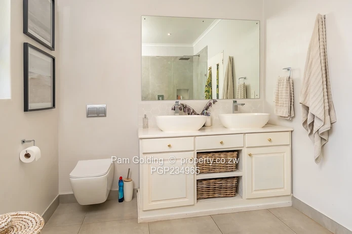 Elegant Family Home In Borrowdale Brooke