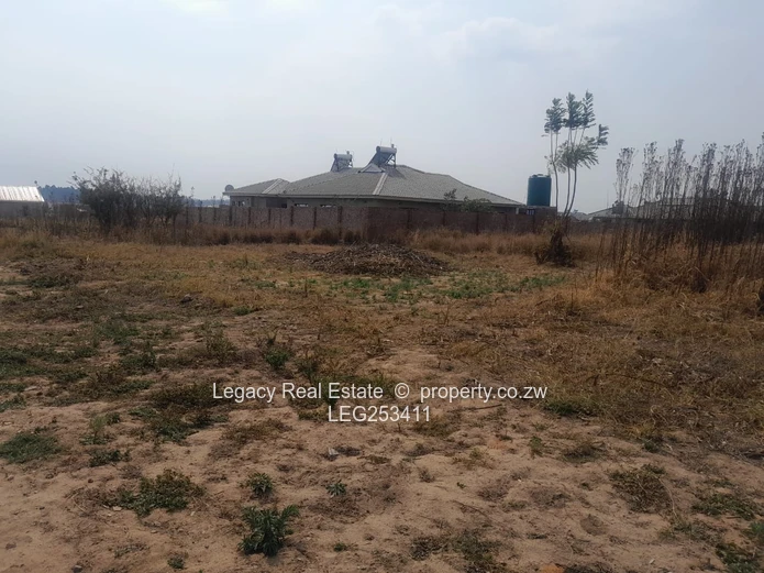 600 m² Stand in Erasmus Park, Ruwa — Tarred Road Frontage