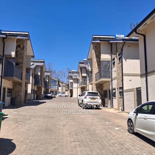 Newlands 3bed apartment 