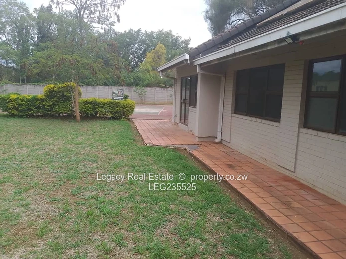 The Chase Road Frontage Shared Office to Let!