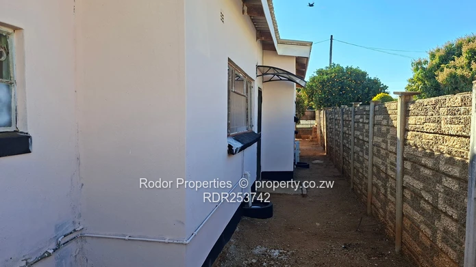 Nketa 9 three bedroom