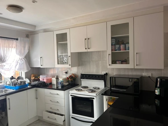 2 Bedroom Garden Flat