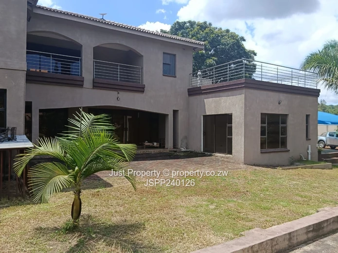 Ready to Move in Luxury Home