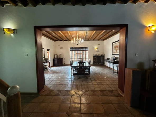 5 Bedroom Farm & Agricultural Land