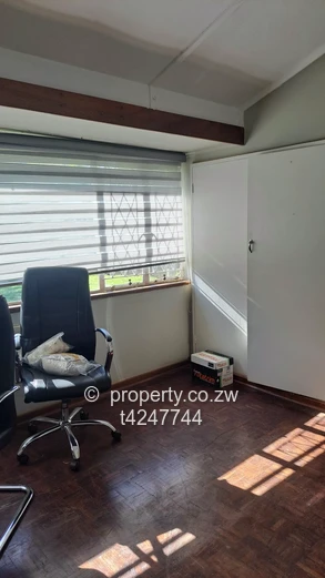 Hillside 3 bedroom house to rent as offices 