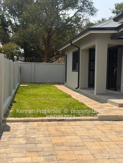Newly Built 3 Bed Apartment Available to Let