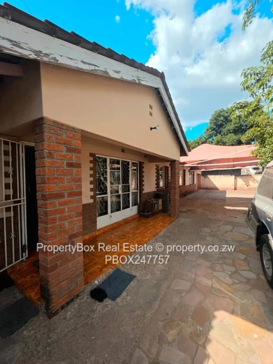 Mainway Meadows 4 bed House for Sale!