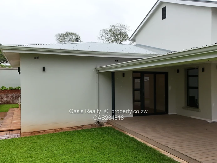 Modern Executive Townhouse - Luxury Living Redefined