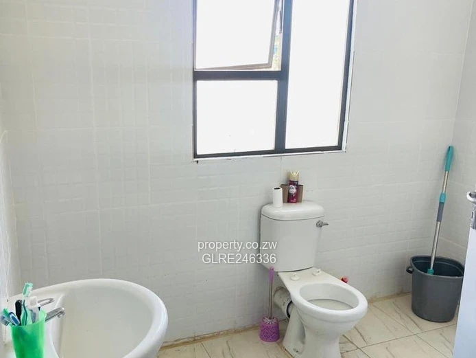 Exposed-brick 2-Bed Cottage in Waterfalls — Borehole & Driveway