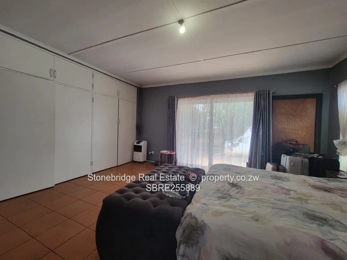 5 Bedroomed House in Kumalo For Sale