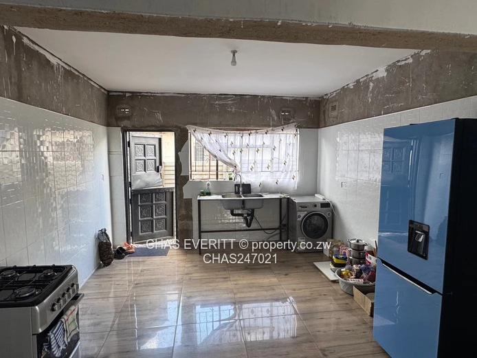 Fidelity 4-Bed Home with Borehole for sale $60k (Sole Mandate)