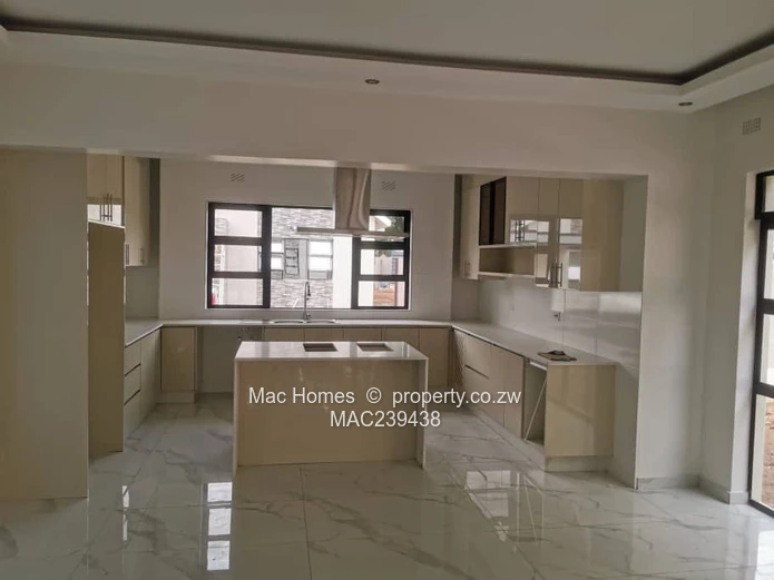 Stunning 3 bedroomed ,modern cluster for sale