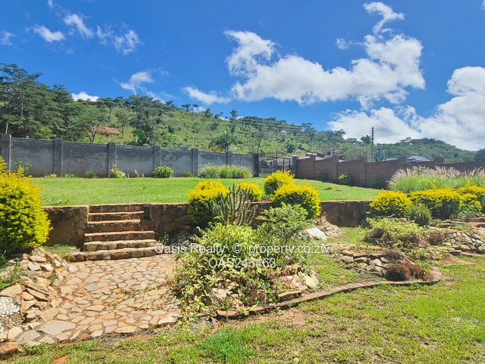 Massive 6 bedroomed home for sale