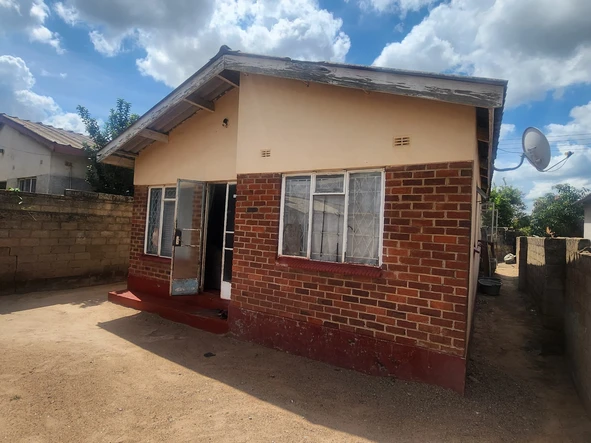 Spacious 7 roomed House in Chitungwiza with Modern Amenities