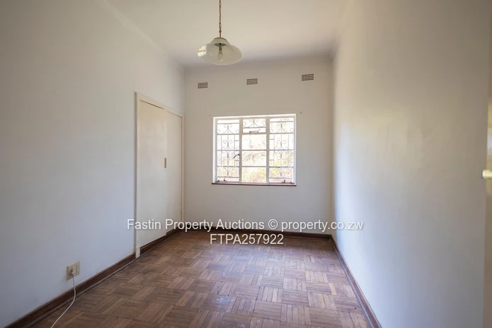 Prime Property for redevelopment - ONLINE AUCTION