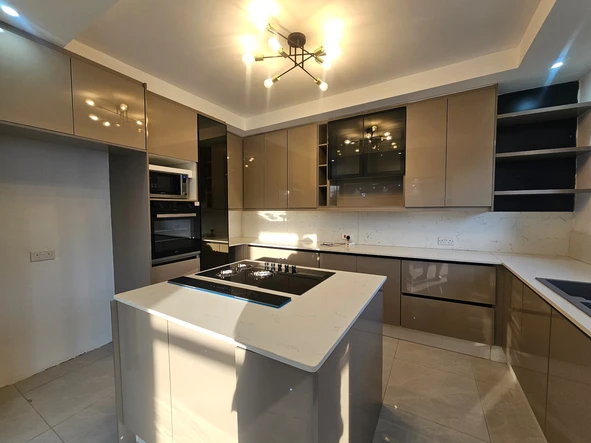 4 Bedroom Townhouse Complex