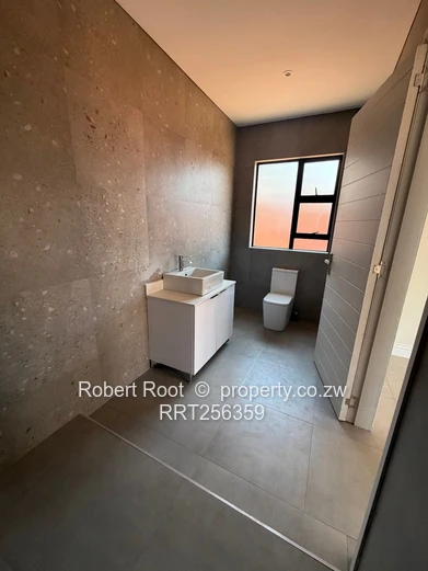 Modern Newly Built, 4 Bed Family Home, On 2000 Sqm