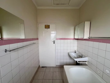 2 Bedroom Garden Flat