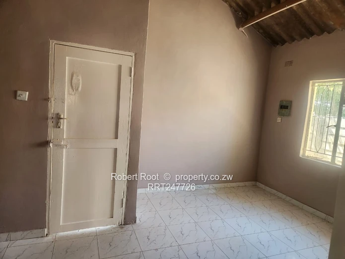 4 Bedroom House to Rent in Mabvuku.