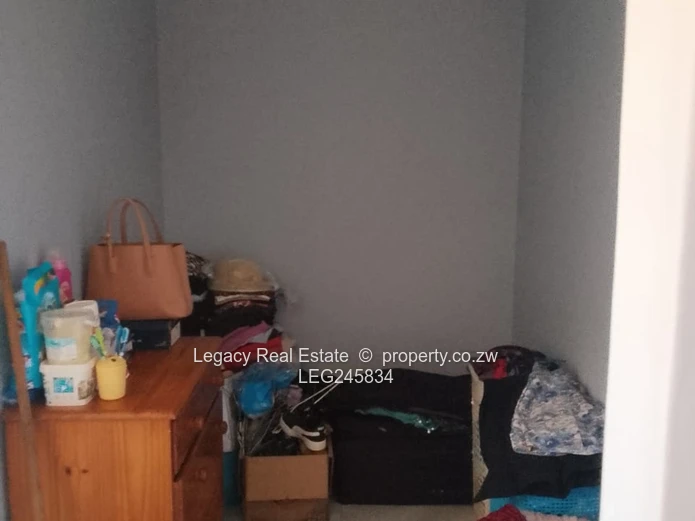 Versatile Business Property To Let In Greendale