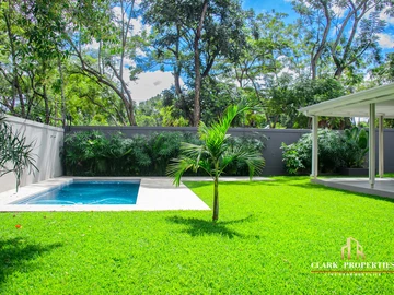 4 Bedroom Townhouse Complex