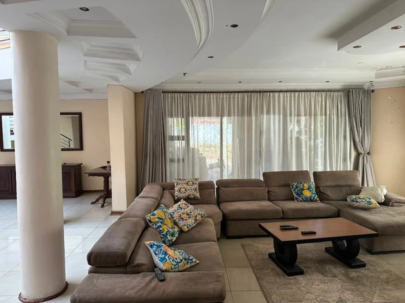 6 Bedroom Townhouse Complex