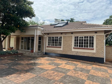 3 Bedroom Flat & Apartment