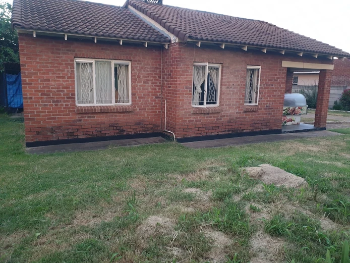 Msasa Park house to rent 
