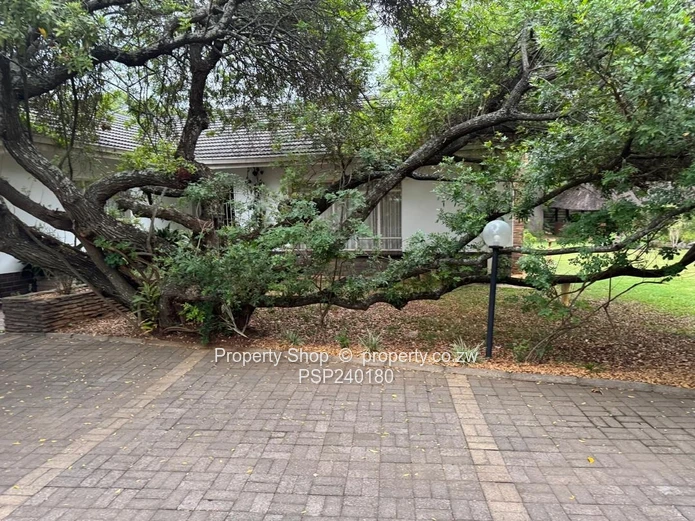 Fully Furnished Rental in Alex Park