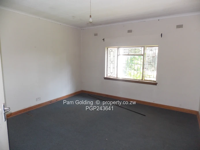 Peaceful Country Living Close to Chinoyi (Sole Mandate)