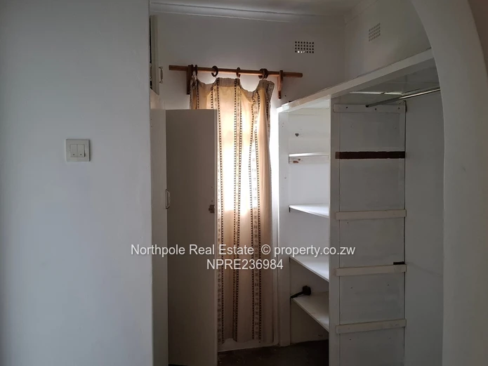 Close To Amenities!!  For January 2026 (Sole Mandate)