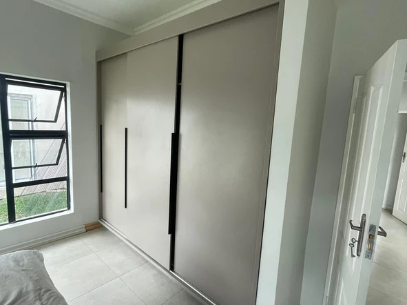 3 Bedroom Flat & Apartment