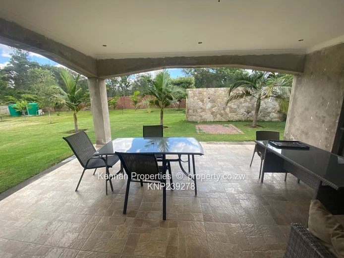 Executive home in Complex of 4 Units