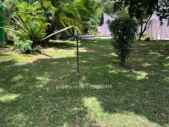 Highlands Fully Furnished 4 Bedroomed House To Rent. 