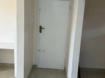 3 Bedroom Flat & Apartment