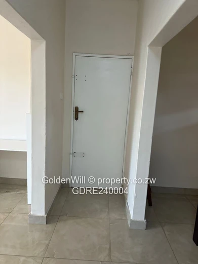 Garden flat for Sale