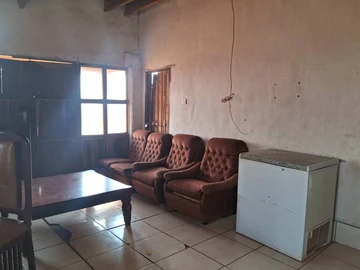 Farm & Agricultural Land