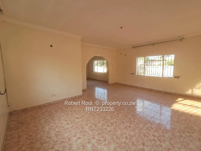 Spacious 4 bed family home in New Marlbrough