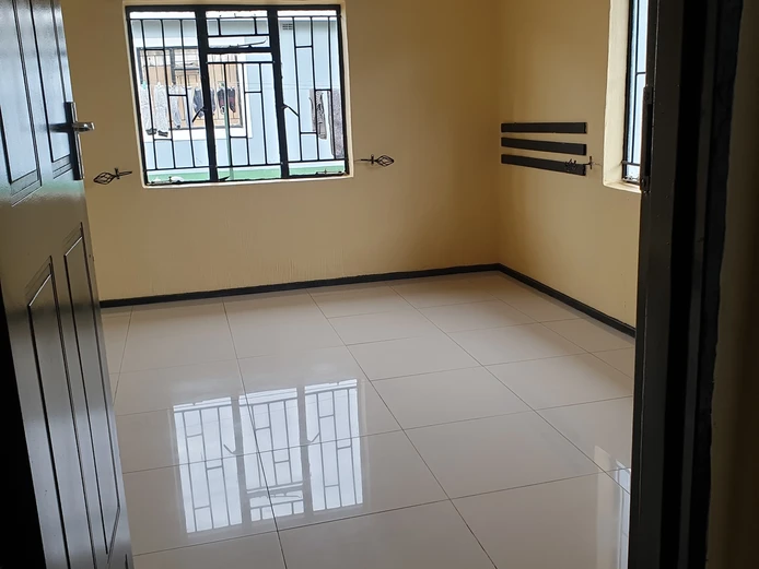 Zimre park house to rent 