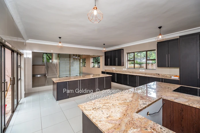 Modern Family Home In Prime Location !!!!!